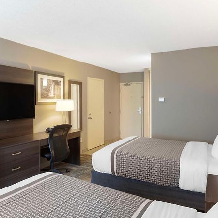 Best Western ميلتون المظهر الخارجي الصورة